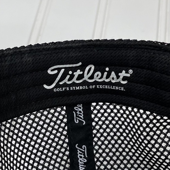 Titleist Golf Snapback Hat Black - Picture 6 of 9